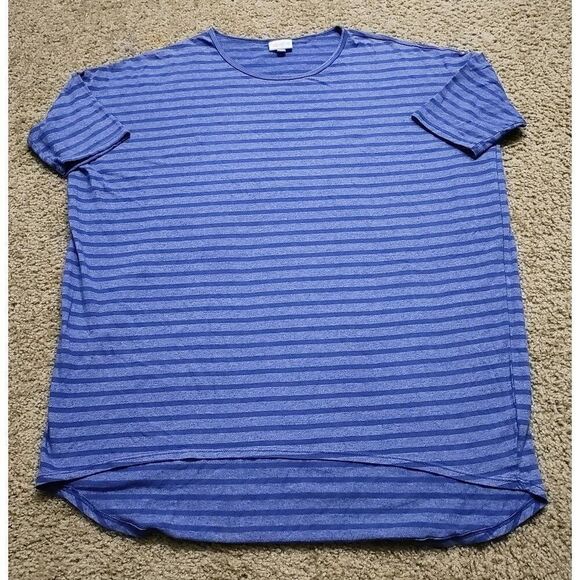 LulaRoe Blue Short Sleeve T-Shirt  Medium -Q - Picture 2 of 3